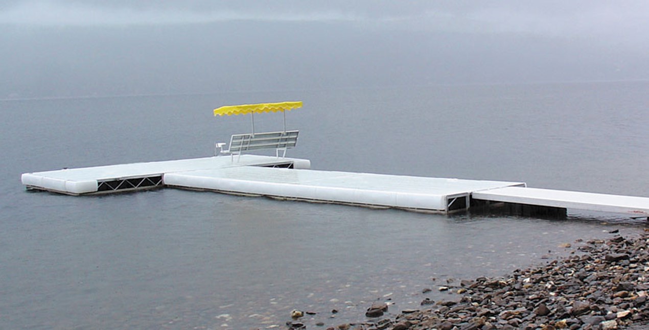 Floating Truss Dock with Bench